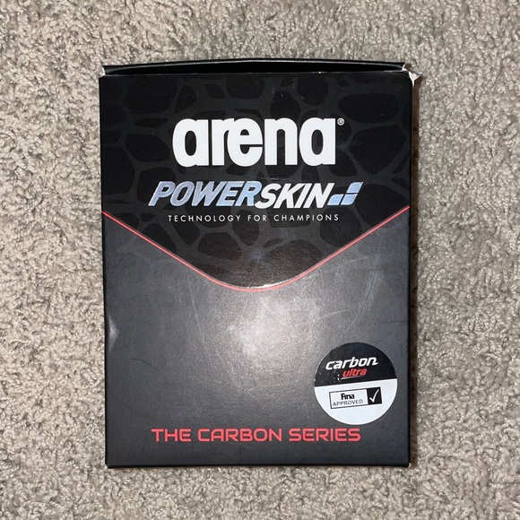 NEVER WORN BEFORE ARENA TECH SUIT MEN - Picture 3 of 4